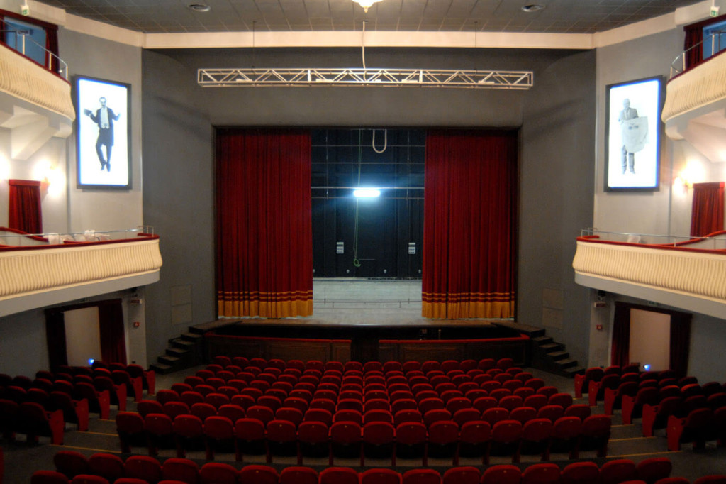 Teatro-Stabile-Napoli-San-Ferdinando-2
