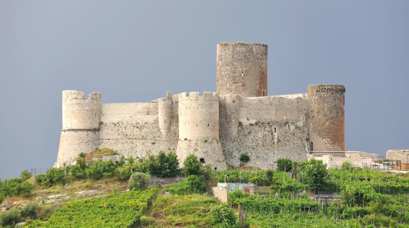 Castello-di-Lettere