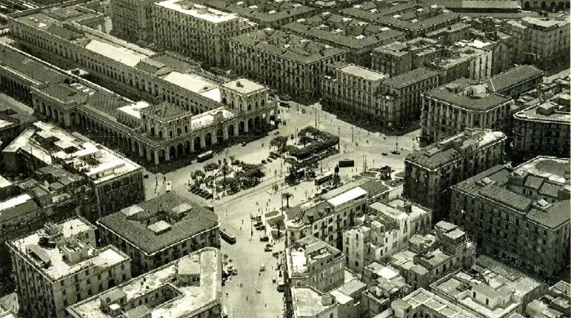 Piazza_Garibaldi_before_1960
